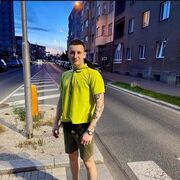  ,  Vaydis, 33