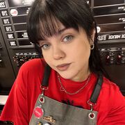  , 