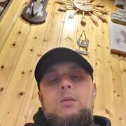  ,  Alex, 43