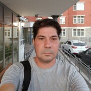  ,   Max, 42 ,   ,   