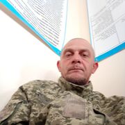  ,  Alex, 40