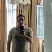  ,   Simone, 41 ,   ,   