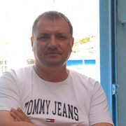  -,   Leon, 47 ,   ,   , c , 