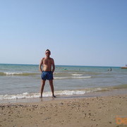  ,   Maks, 42 ,  
