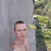  ,   Evhen, 32 ,   ,   , c , 