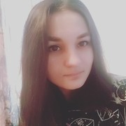  ,   Julia, 26 ,  