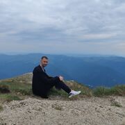  ,   Eugen, 43 ,   ,   