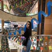  ,  Lina, 21