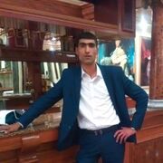  ,   Gevorg, 35 ,   ,   