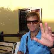  --,   , 61 ,  