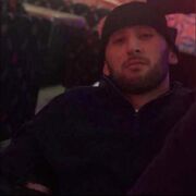  ,  Murik, 34