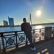  ,   Aleksandr, 40 ,   ,   