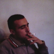  ,  Al Kapone, 32