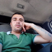  ,  Davit, 30