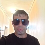  ,   Vahan, 32 ,   ,   