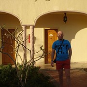  ,  Roman, 42