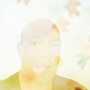  ,  Dee, 44