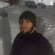  ,  Mujaxed, 32