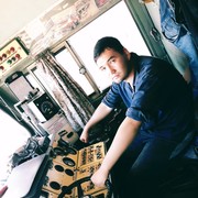  ,   Oybek, 26 ,   