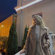   ,  Dasha, 22
