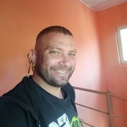  ,   Denis, 39 ,   ,   