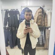  ,  Roma, 33