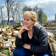  ,   Svetlana, 52 ,     