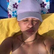  ,  Alina, 30