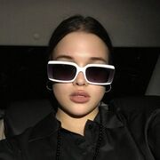  --,   Nina, 21 ,   ,   
