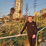  Holon,   Sergei, 42 ,     , c 
