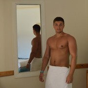  ,  Aleks, 44