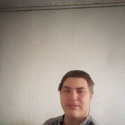  ,  Den, 34