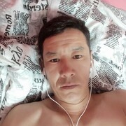  ,   Timur, 34 ,     