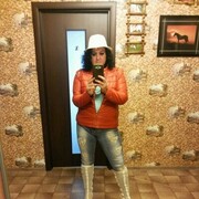  ,   Elena, 41 ,   ,   