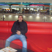  ,   Artur, 39 ,   ,   , c , 