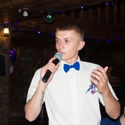  ,   Viktor, 32 ,   