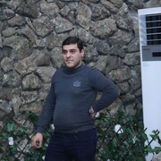   ,  Garik, 32
