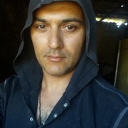  ,   Mamuka, 46 ,  