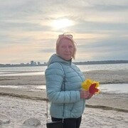  ,  Valentina, 59