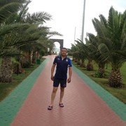  ,   Ysuf, 44 ,   
