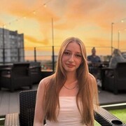  , 
