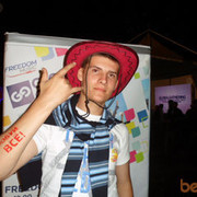  ,   Zhenya, 34 ,   