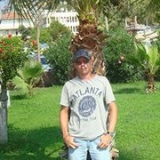  ,  Nik, 36