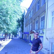  ,   Maxim, 35 ,   ,   , c 