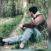  ,  Ali, 21
