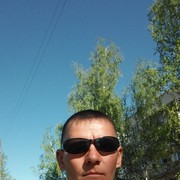  ,   Maksim, 43 ,   
