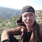  -,  Dasidas, 32