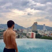  Courbevoie,   , 33 ,   ,   