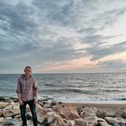  ,   Denis, 41 ,   ,   , c 