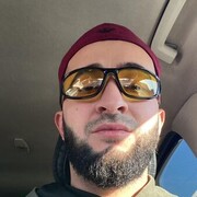  ,  Ali, 33